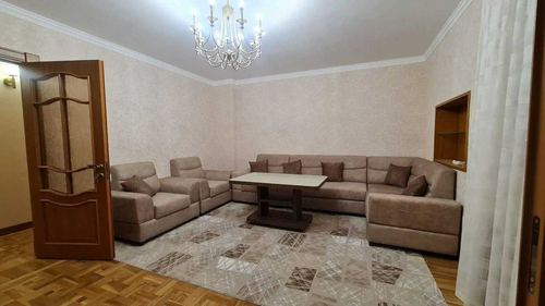 4-xonali kvartira, 95 m²