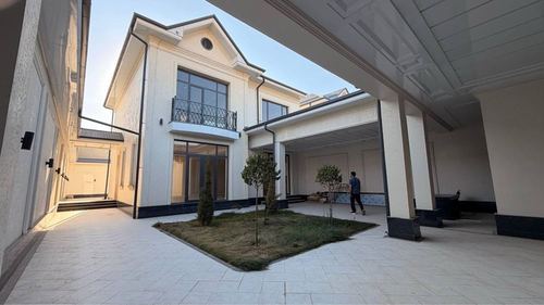 8-xonali dacha, 240 m²