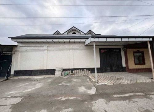7-xonali uy, 300 m²