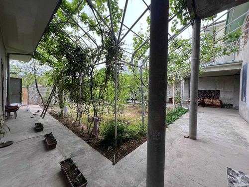 10-xonali uy, 600 m²