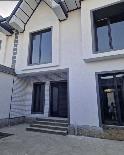 7-комнатный коттедж, 360 м²