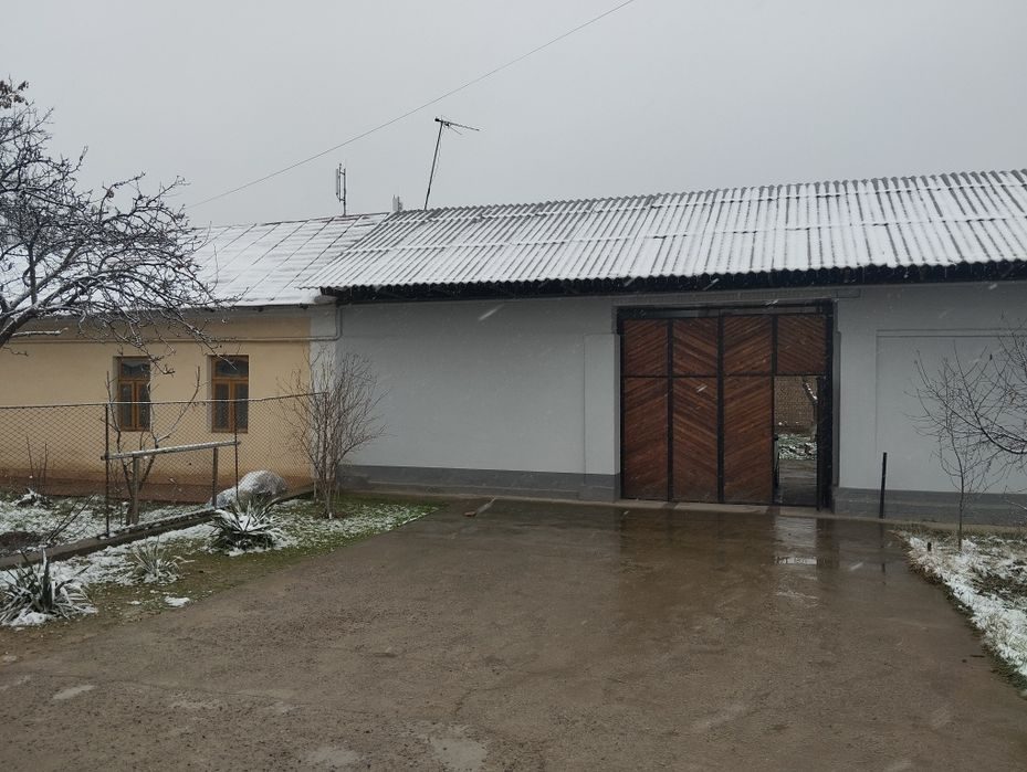 2-комнатный дом, 200 м², Ташкент, Яшнабадский район, на продажу