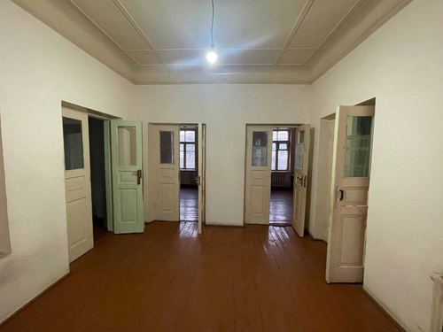 7-room house, 200 m²