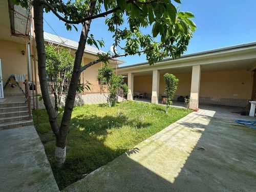 4-комнатный дом, 550 м²
