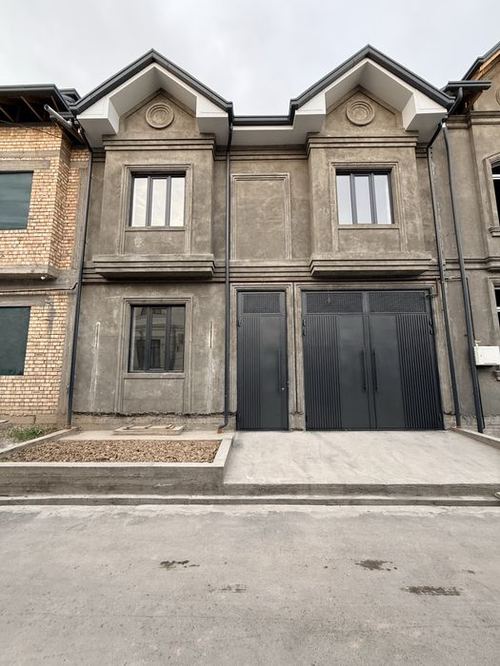 7-комнатный дом, 340 м²