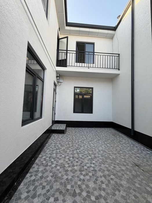 4-комнатный коттедж, 130 м², Ташкент, Яшнабадский район, на продажу