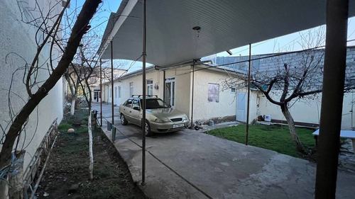 11-комнатная часть дома, 600 м²