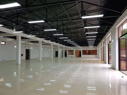 Продается нежилое помещение, ориентир: рынок Кадышева, 2300м²