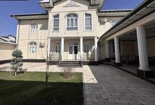 11-xonali uy, 420 m²