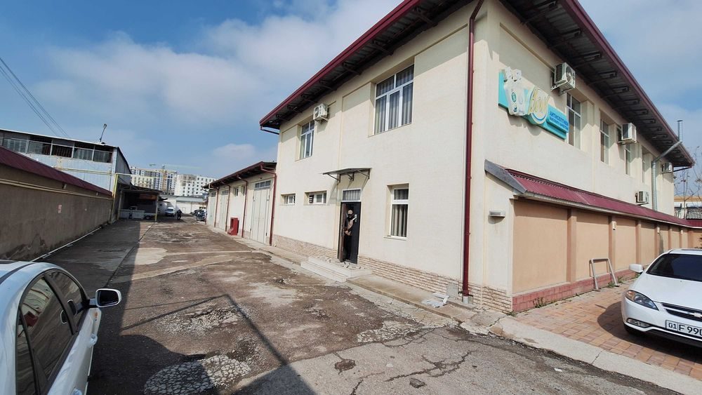 Преспективная локация под бизнес. 17 соток. 1500 м.кв Лисунова