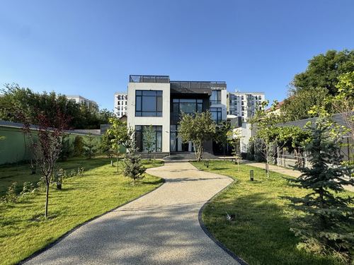 6-xonali uy, 600 m²