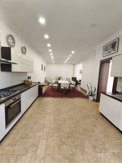 4-xonali uy, 170 m²