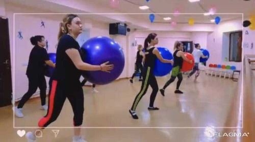 300 m² maydonga ega tijorat yarim yerto‘la binosi sotiladi