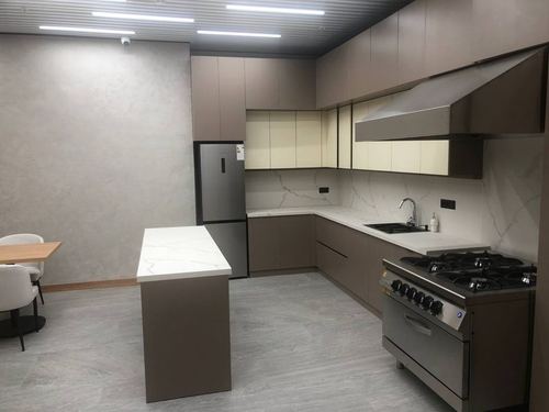 Сдается помещения в Бизнес центр Kayan SH83