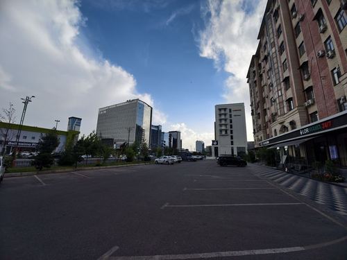 Продается 2 цокольных помещения по 257 м² на улице Махтумкули