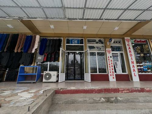 Срочно продаётся магазин 100 кв у метро Тузель