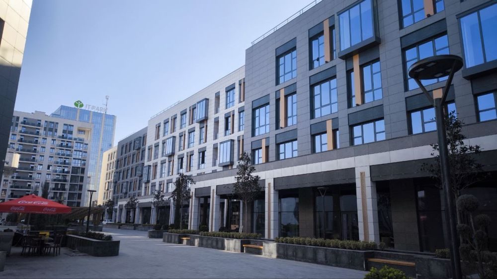 Аренда офиса 93 м2 в БЦ, ул. Махтумкули (ТЛ)