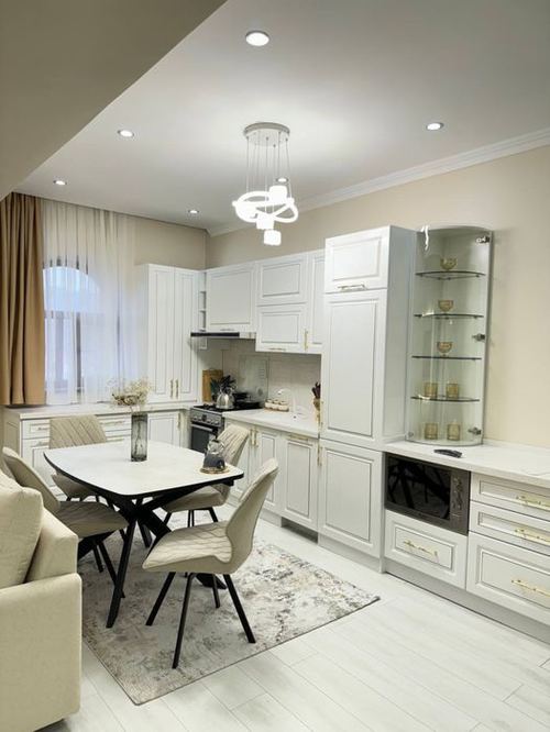 3-xonali kvartira, 80 m²