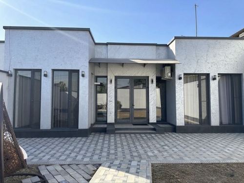 4-комнатный дом, 280 м²