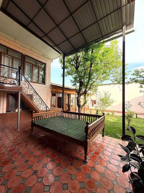 6-комнатный дом, 400 м²