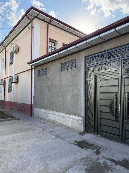 4-комнатный коттедж, 150 м²