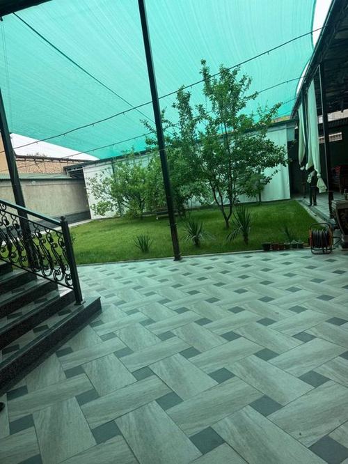 6-комнатный дом, 600 м²