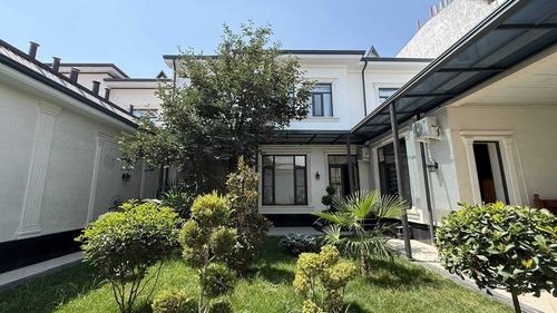 7-xonali uy, 400 m²