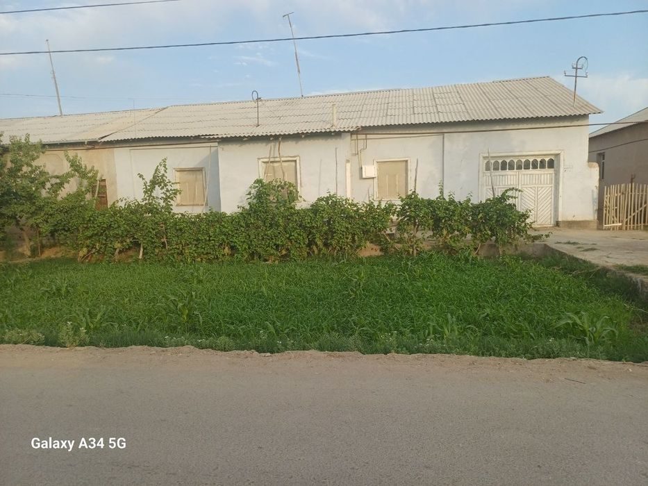 8-room house, 1300 m², Tashkent, Chilanzar District, for sale