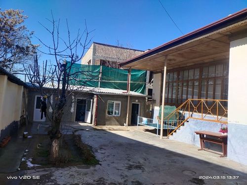 5-xonali uy, 200 m²