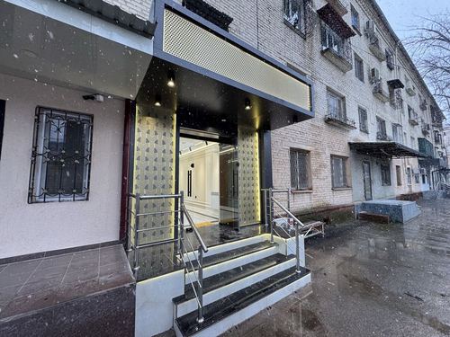 Пионерский | Чиланзар - Продается нежилое помещение вдоль дороги 65м2