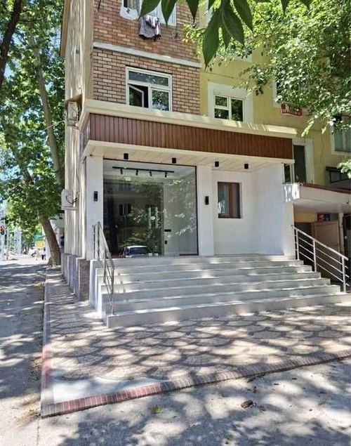 Срочно продаётся помещение 50 м² на 1 линии  6 квартал Райхон Чиланзар