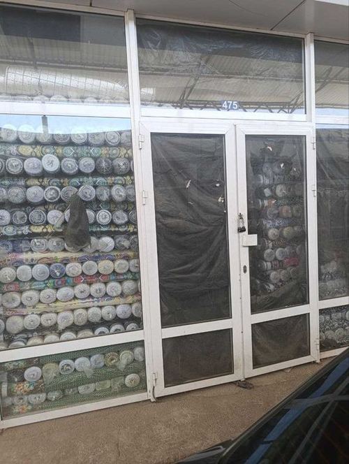 Продается магазин, торговая точка на строй базаре Бектопи