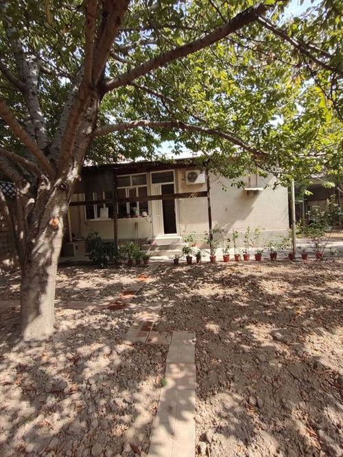 4-xonali uy, 93 m²