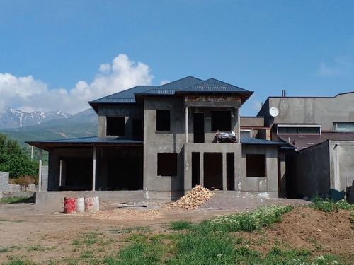 8-room dacha, 300 m²