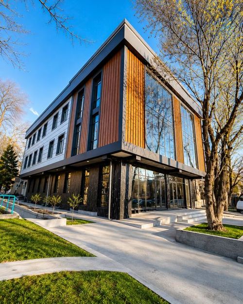 Чиланзар 1780кв.м Здание под бизнес !! Remax Эльвина