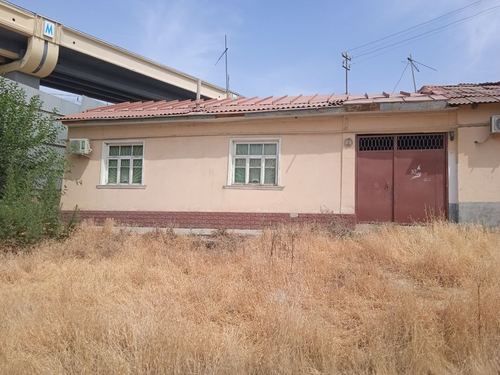 4-xonali uy, 2500 m²