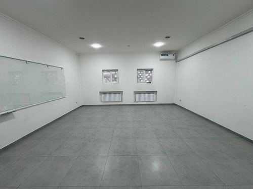 Аренда офис 1 этаж 215 кв м 8-9 комнат