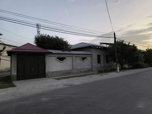 4-room house, 330 m²