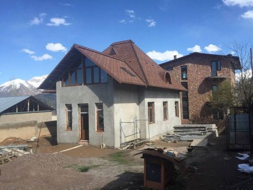 8-room house, 360 m²