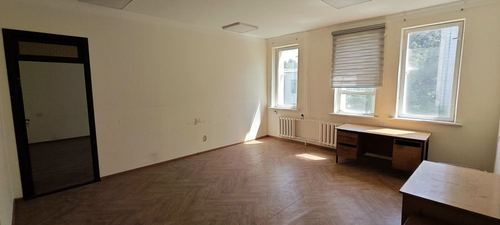 Офисы 19,15 и 50м2 на Чиланзаре Цкв