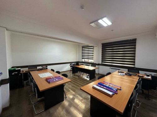 Офис 310м, метро Новза, первая линия, ор-р Nomdor somsa (ТЛ)