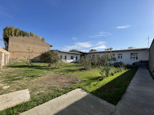 4-room house part, 6000 m²