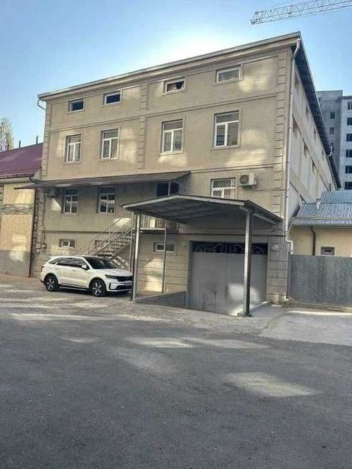 Сдаётся здание склад и производство в Чиланзарский район