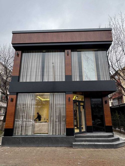 Срочна Продаётся 2 Этажное Офис 120м²  Чиланзар 1 Линия Афруз Кафе