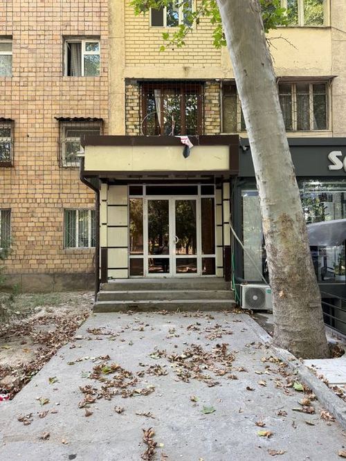 Продаётся Не Жилое Помещения Чиланзарский район Ор-р Ширин Перекросток