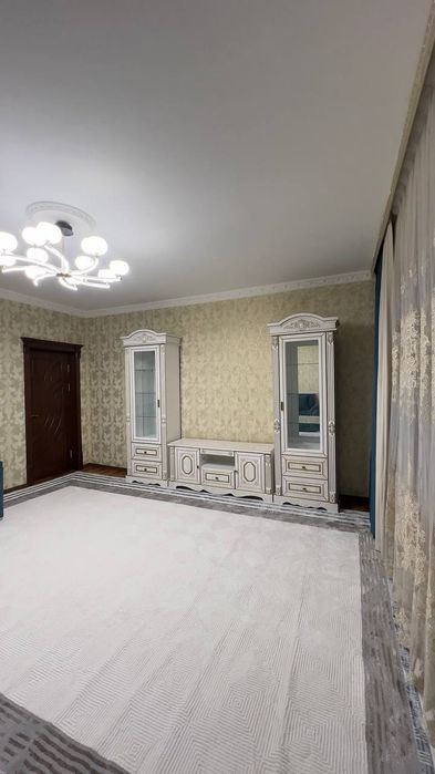 3-xonali kvartira, 71 m²