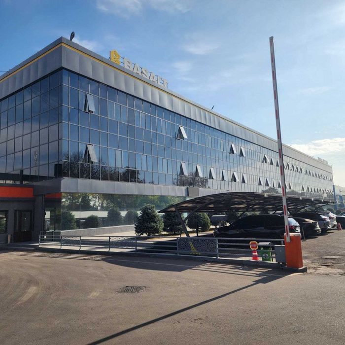 Офис с мебелью 455 кв.м. ВАЗ ЦЕНТР метро Сабир Рахимов 50 метров