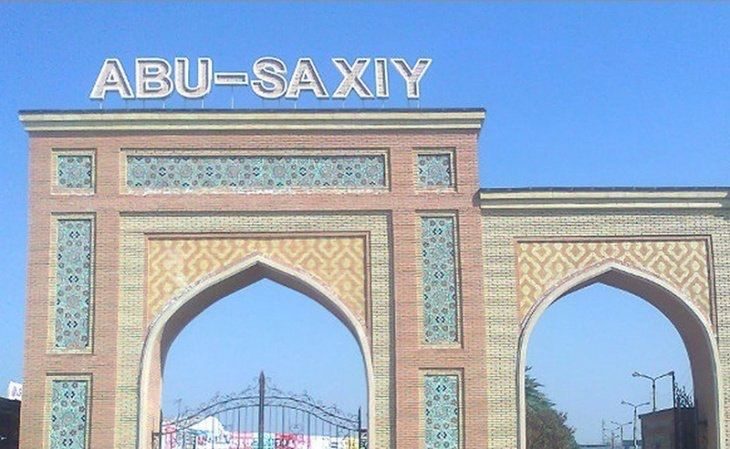 Дустлик бозорида дукон сотилади.