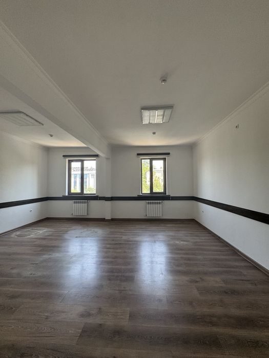 Хамза Метро недалеко Сдаётся офис 10 Комнат 310м2
