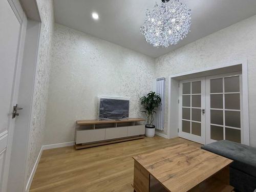 4-xonali kvartira, 83 m²